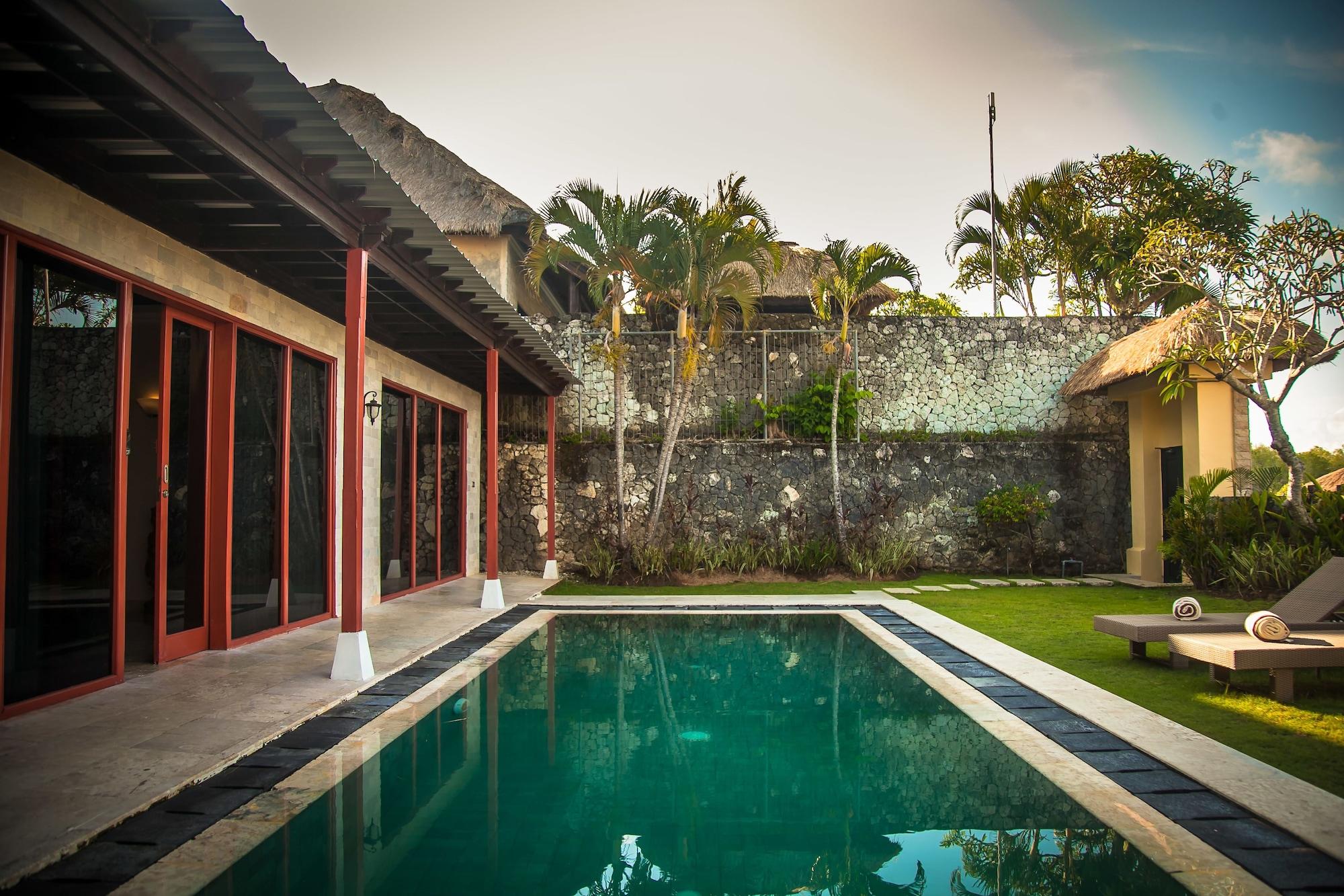 Royal Pool Villa Bali Nusa Dua  Exterior photo