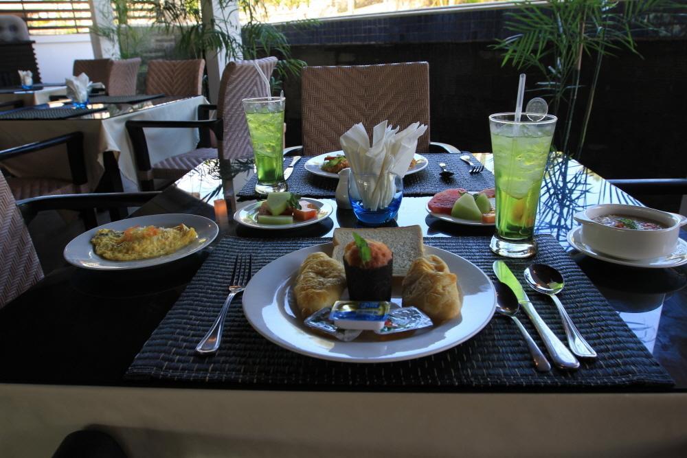 Royal Pool Villa Bali Nusa Dua  Exterior photo
