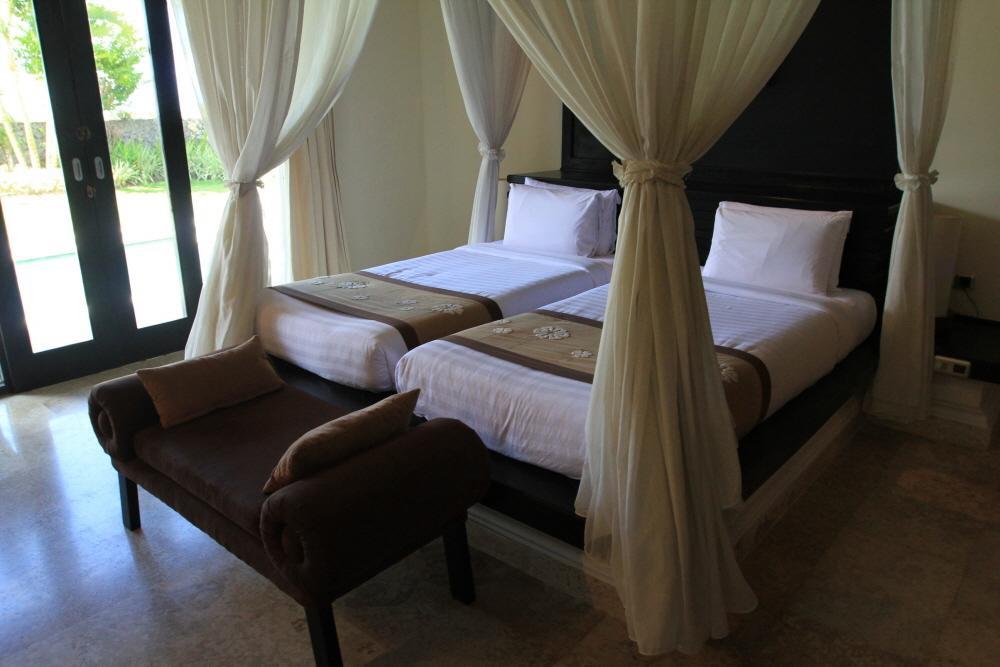 Royal Pool Villa Bali Nusa Dua  Room photo